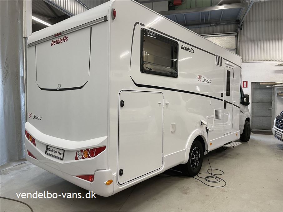 Dethleffs Just T 7052 EB - 90 Year