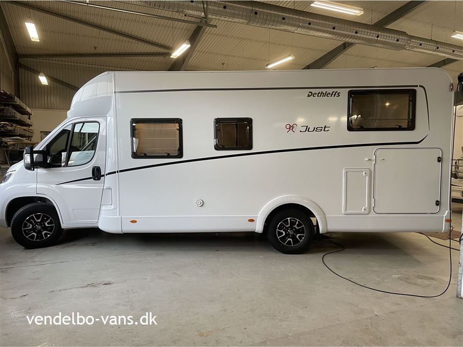 Dethleffs Just T 7052 EB - 90 Year