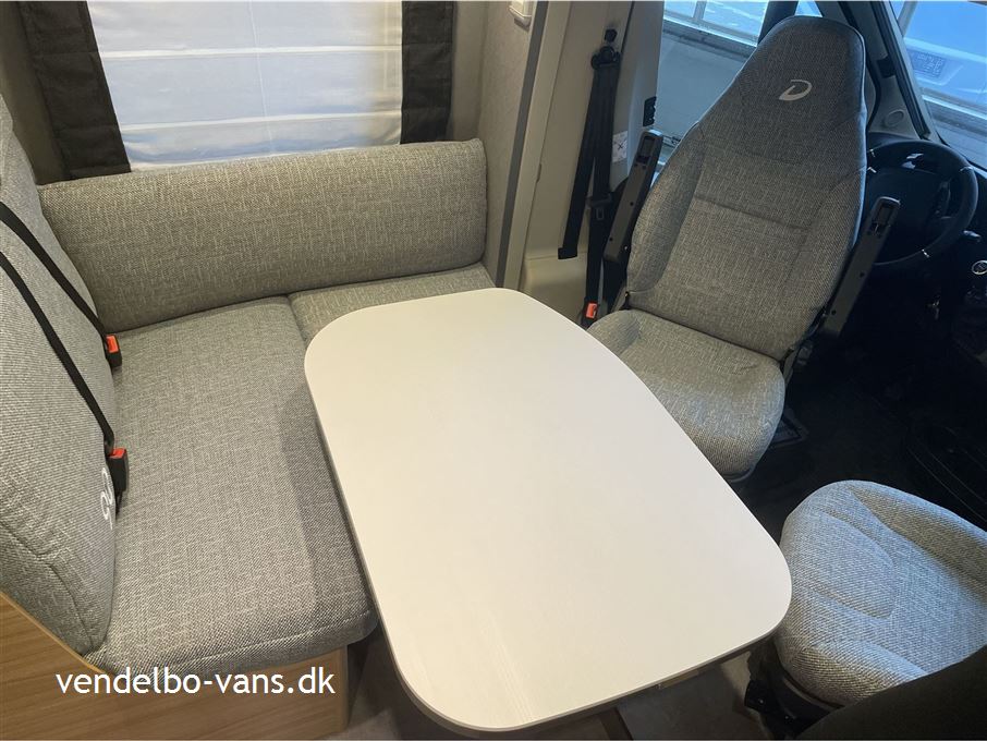 Dethleffs Just T 7052 EB - 90 Year