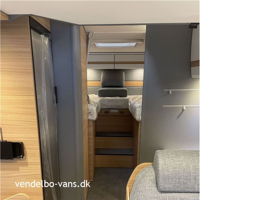 Dethleffs Just T 7052 EB - 90 Year