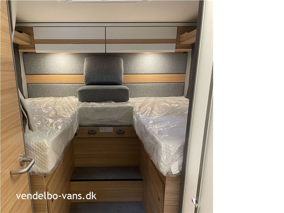 Dethleffs Just T 7052 EB - 90 Year