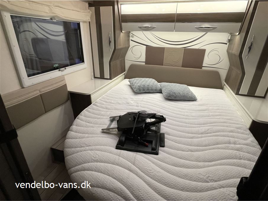 McLouis Nevis 879 G Matic