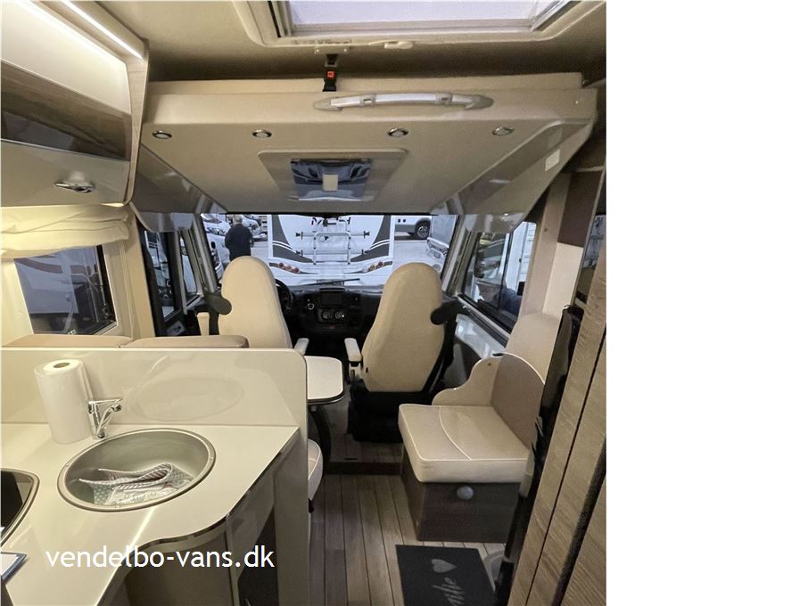 McLouis Nevis 879 G Matic