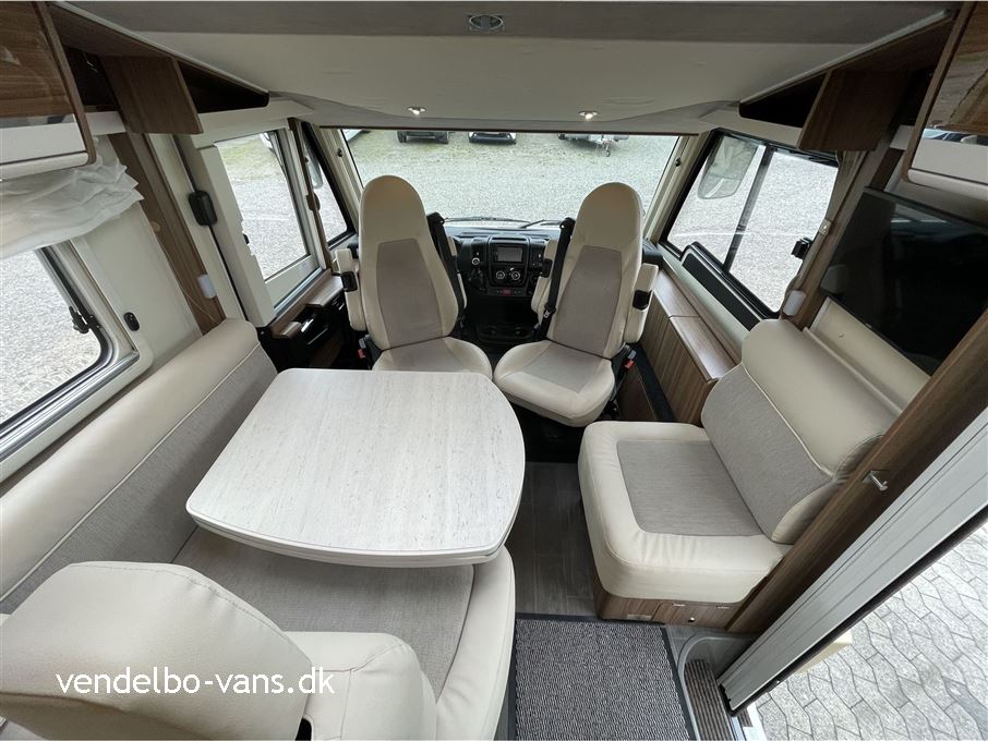 Eura Mobil Integra 720 EB