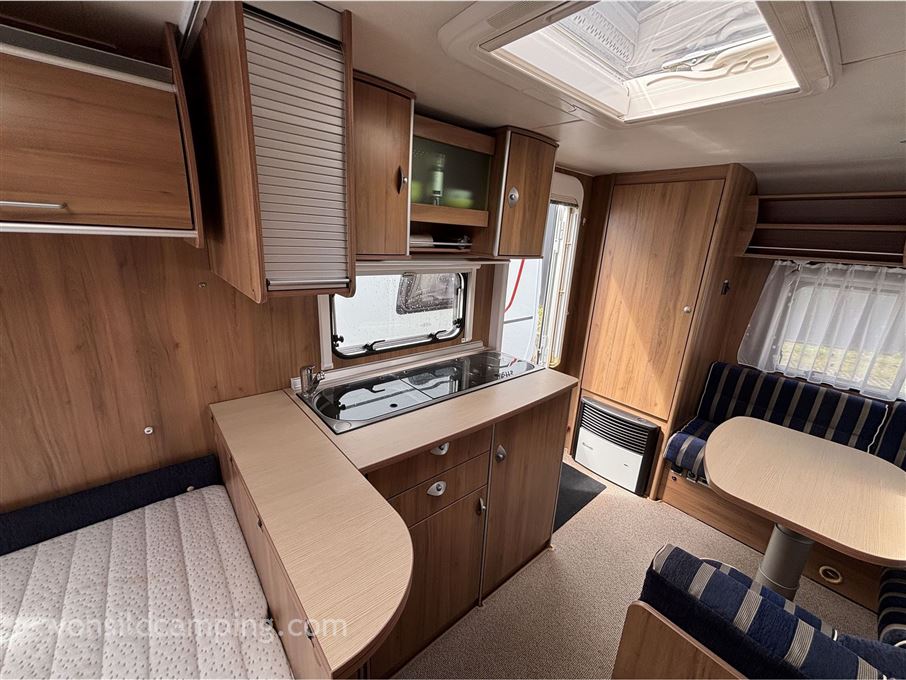 Bürstner Averso 450 TS