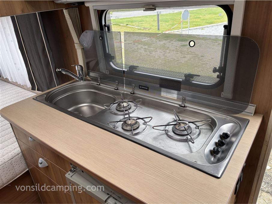 Bürstner Averso 460 TL