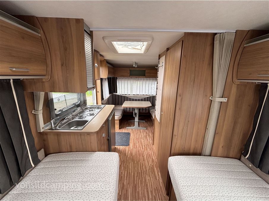 Bürstner Averso 460 TL