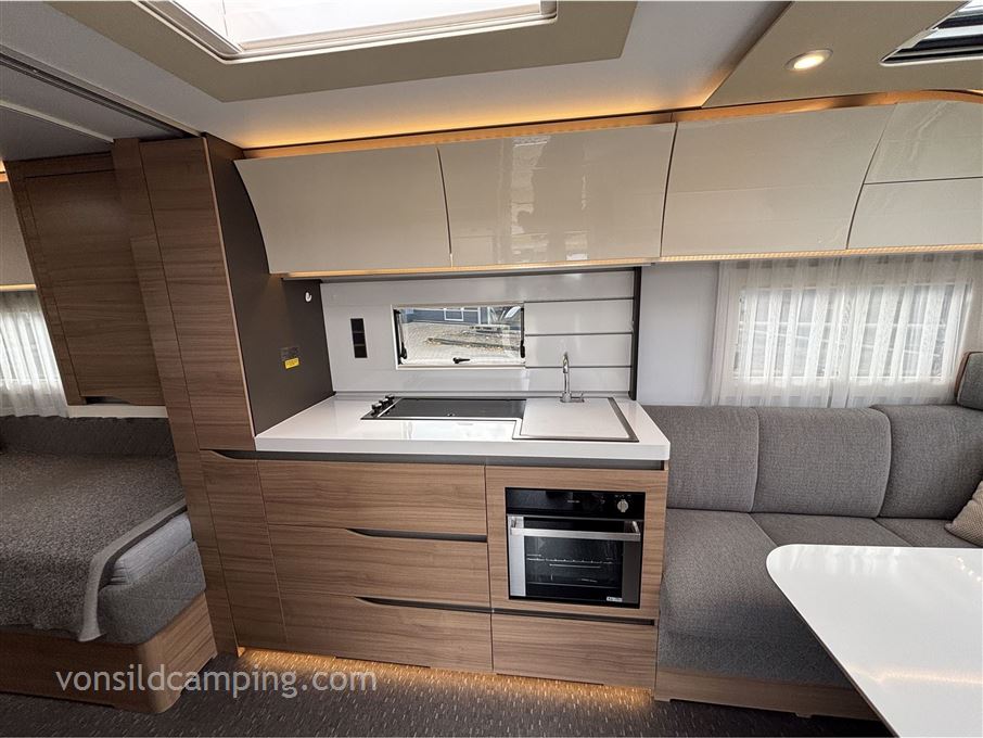 Adria Alpina 613 UT