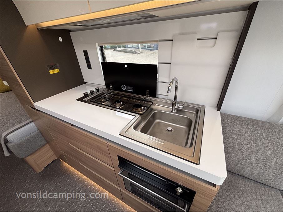 Adria Alpina 613 UT