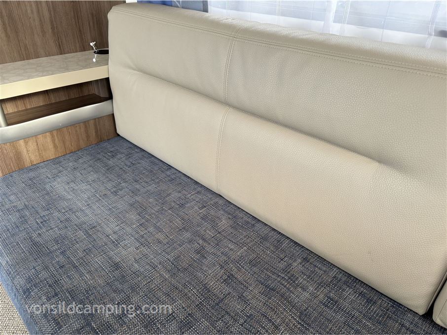 Hobby De Luxe 460 LU