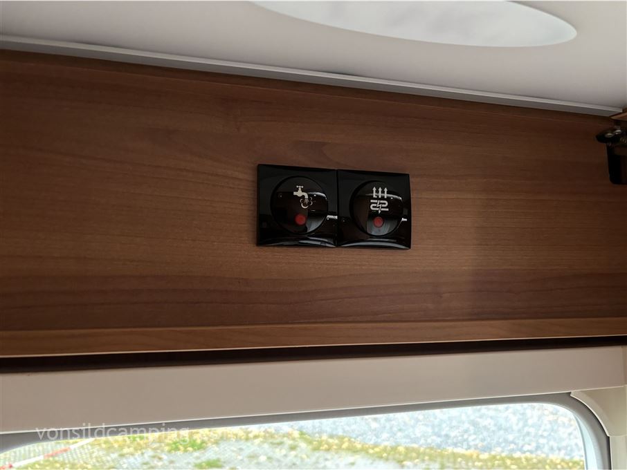 LMC Musica Black Edition 493 E
