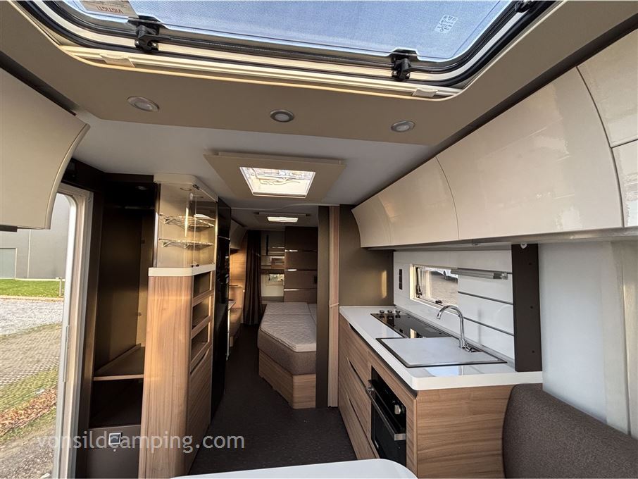 Adria Alpina 663 UK