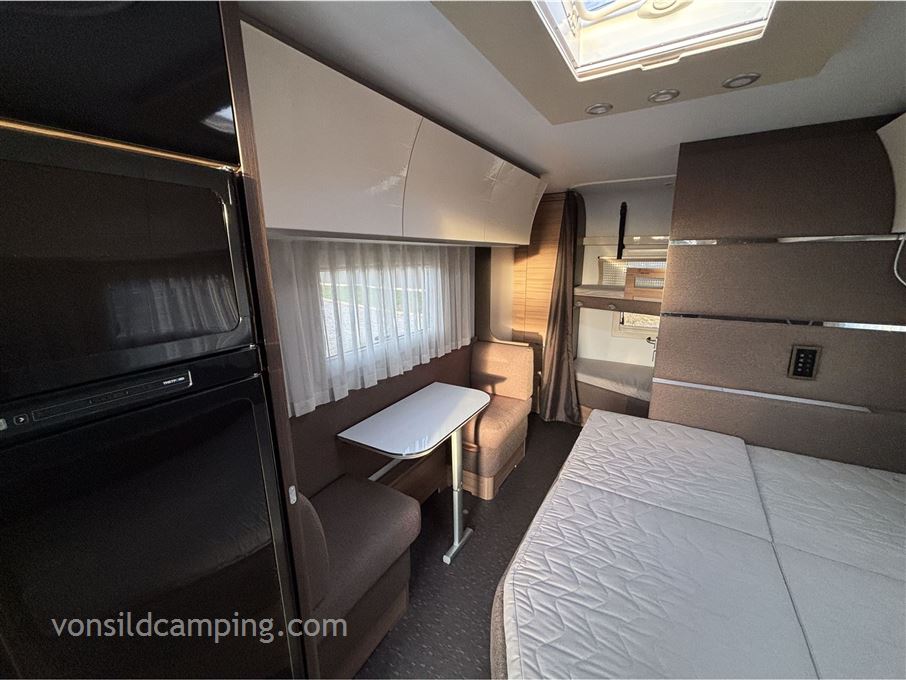 Adria Alpina 663 UK