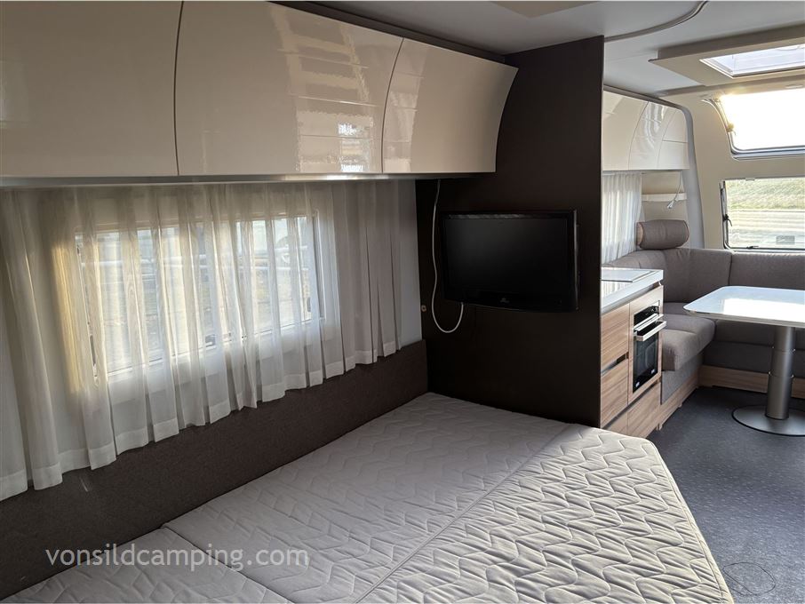 Adria Alpina 663 UK