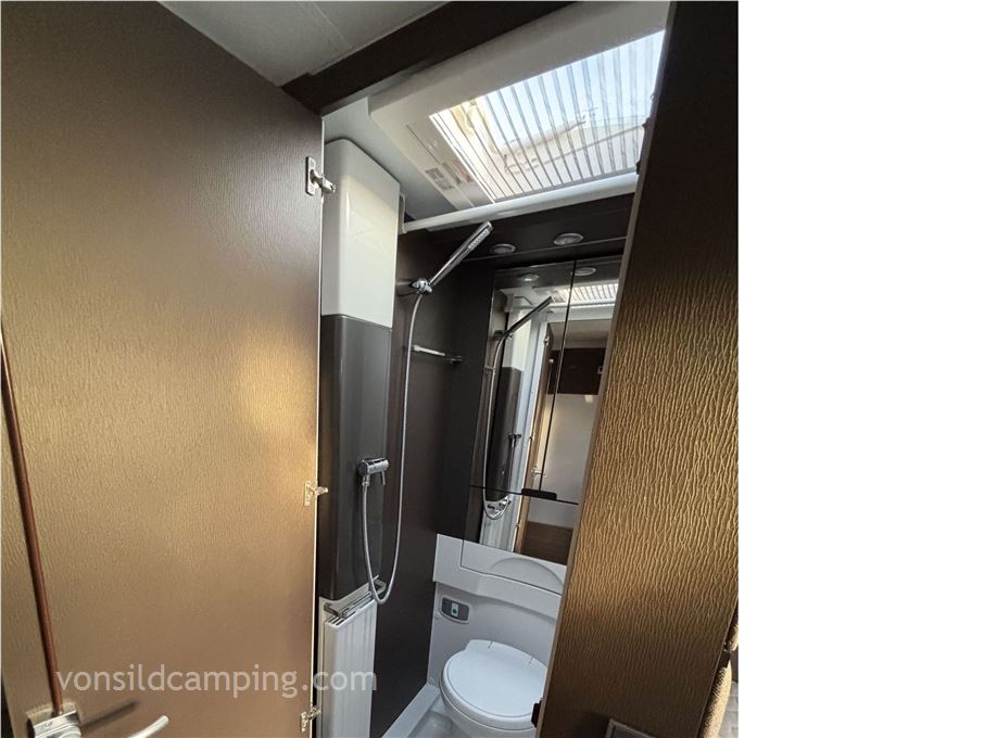Adria Alpina 663 UK