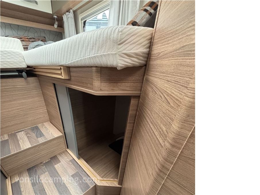 Weinsberg CaraCompact 640 MEG 60 Year's