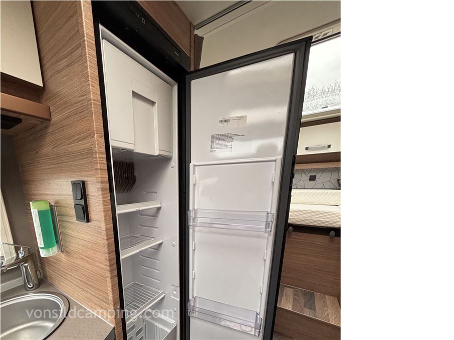 Weinsberg CaraCompact 640 MEG 60 Year's