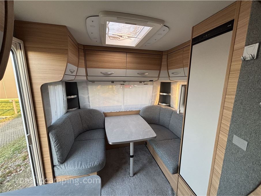Dethleffs Camper 460 EL D-Line