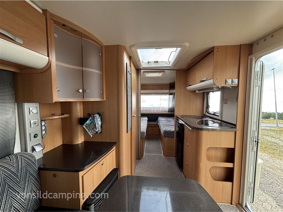 Adria Adora 472