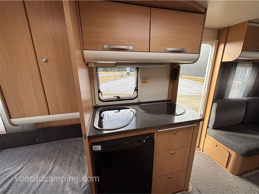 Adria Adora 472