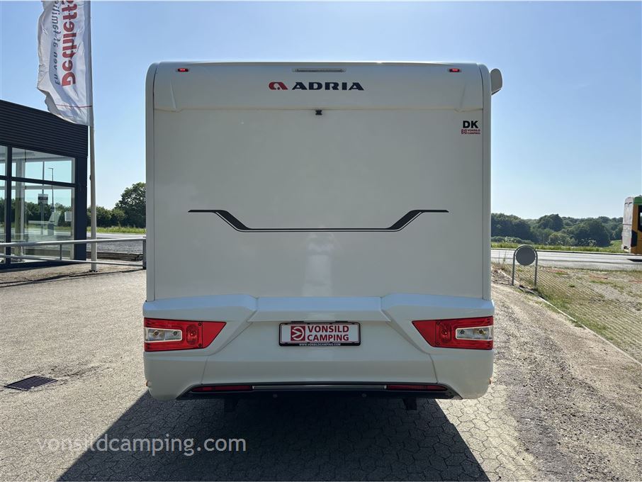 Adria Coral AXESS 670 SL