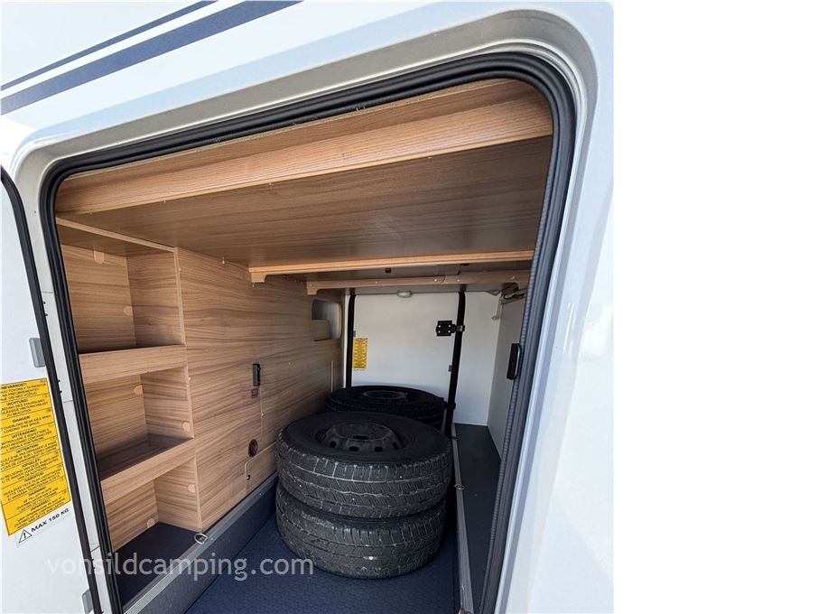 Adria Coral AXESS 670 SL