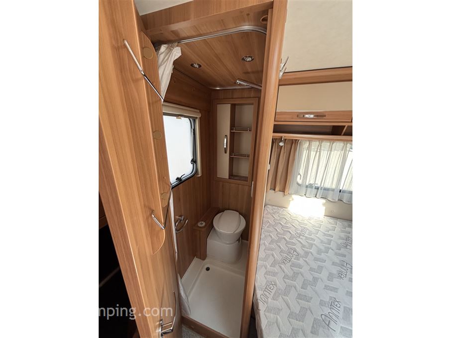 Hymer Nova 545
