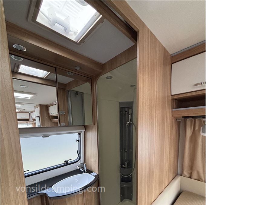 Dethleffs Camper 560 RET 5ET - 560 Nomad 560RET