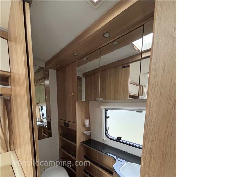 Dethleffs Camper 560 RET 5ET - 560 Nomad 560RET