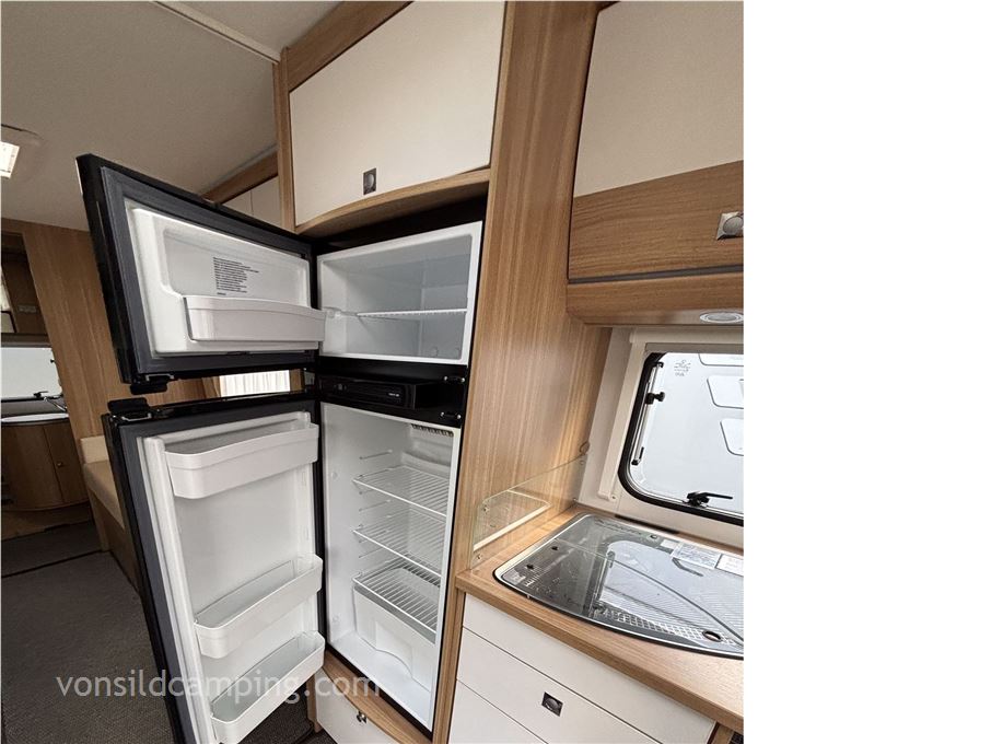 Dethleffs Camper 560 RET 5ET - 560 Nomad 560RET