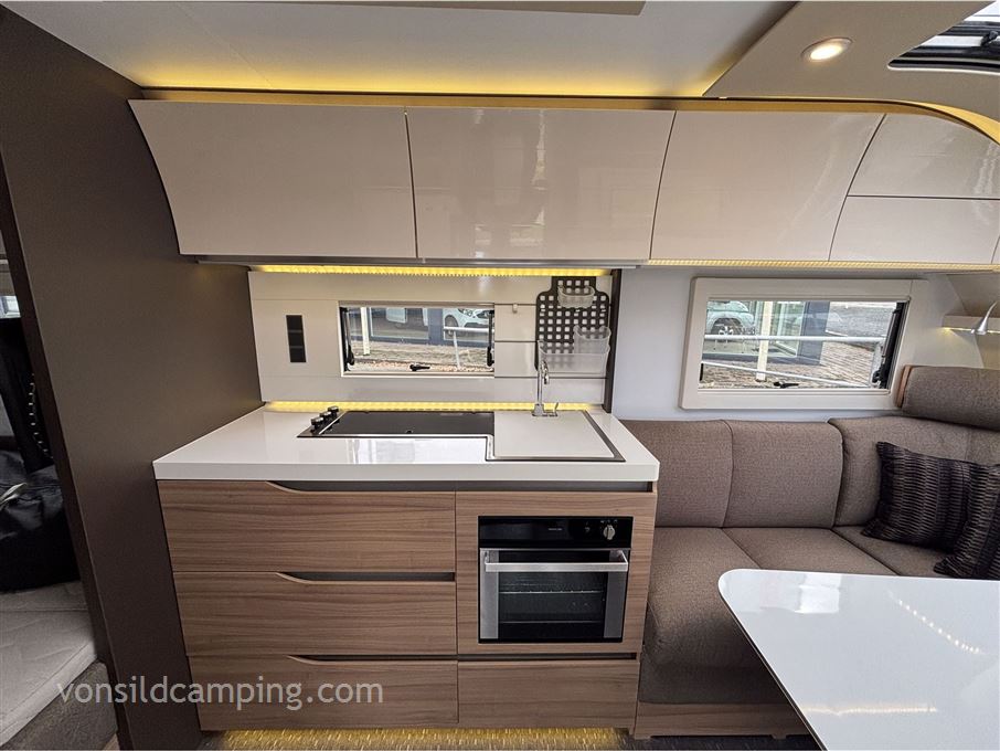 Adria Alpina 763 UK
