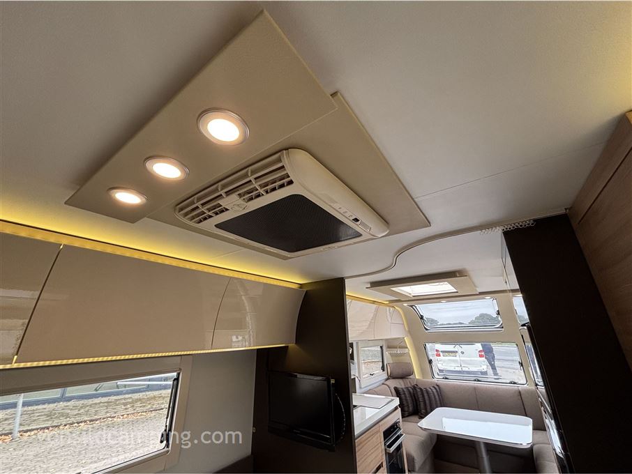 Adria Alpina 763 UK