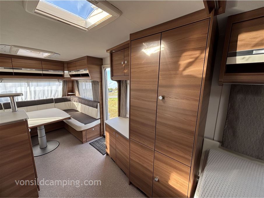 Dethleffs Nomad 590 RF Nordic Line