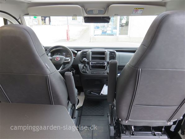 Adria Twin Supreme 600 SX