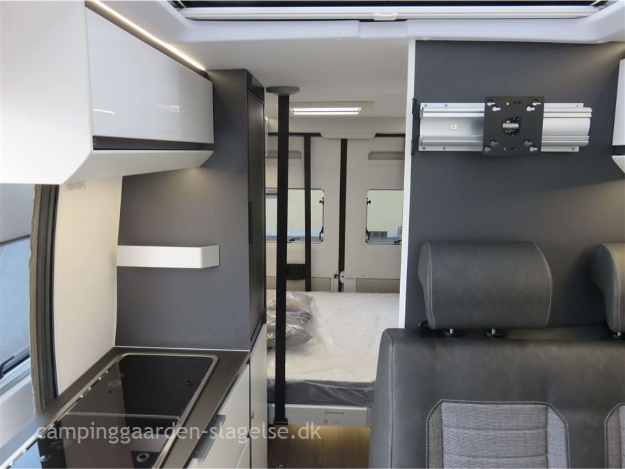 Adria Twin Supreme 600 SX
