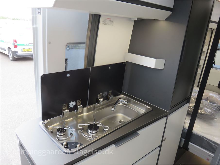 Adria Twin Supreme 600 SX