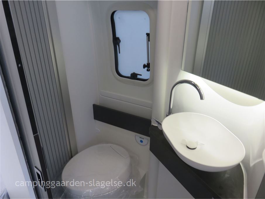 Adria Twin Supreme 600 SX