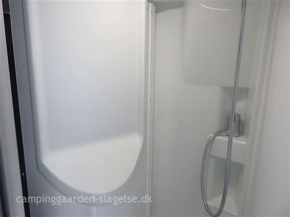 Adria Twin Supreme 600 SX