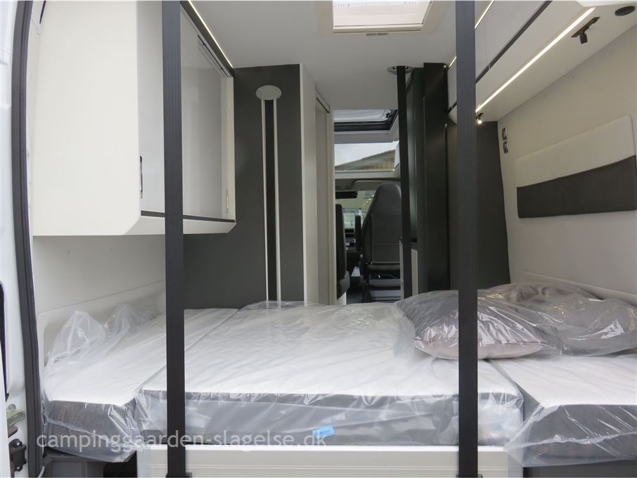 Adria Twin Supreme 600 SX