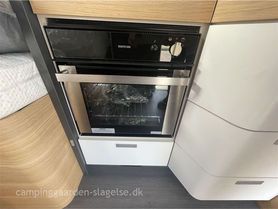 Adria Coral Plus 670 SLT