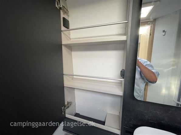 Adria Coral Plus 670 SLT