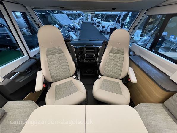 Adria Sonic Plus 700 DL