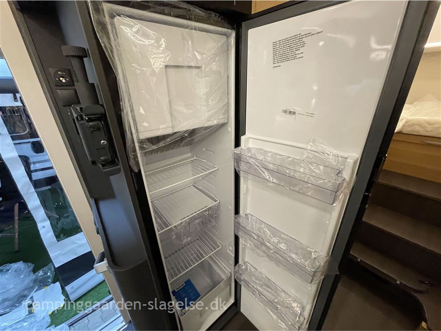 Adria Sonic Plus 700 DL