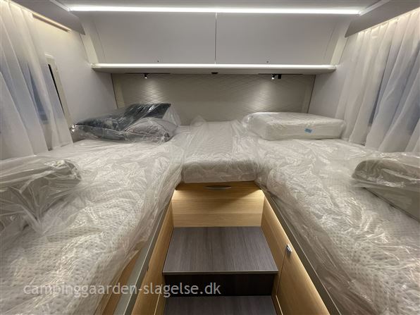 Adria Sonic Plus 700 DL