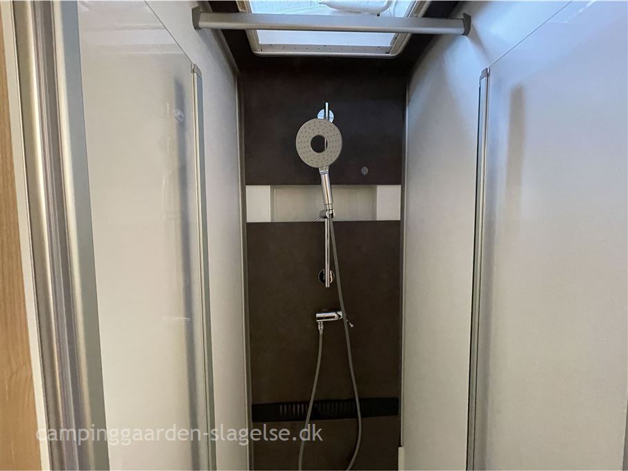 Adria Sonic Plus 700 DL