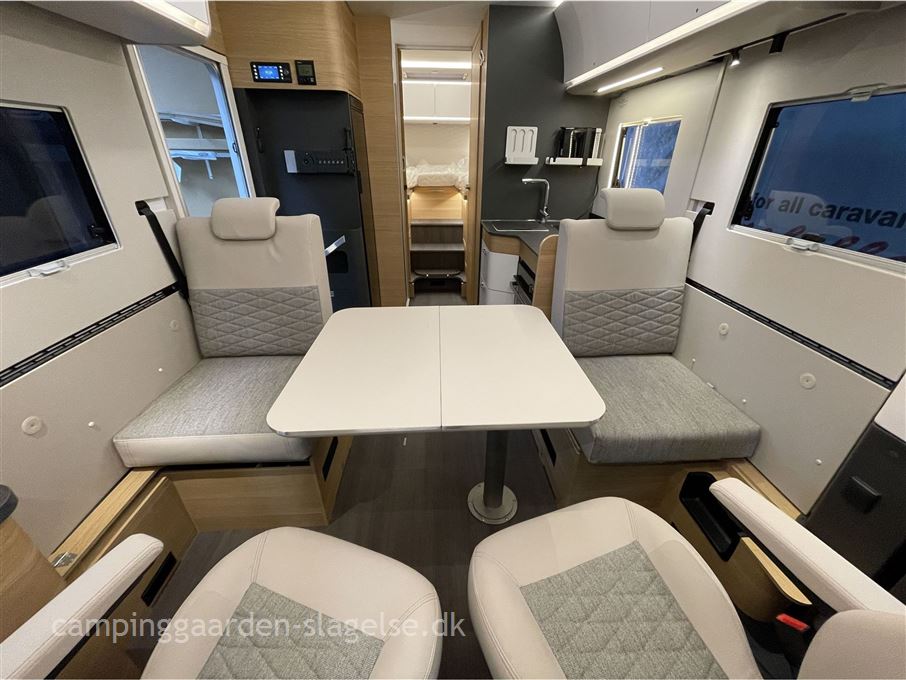 Adria Sonic Plus 700 DL