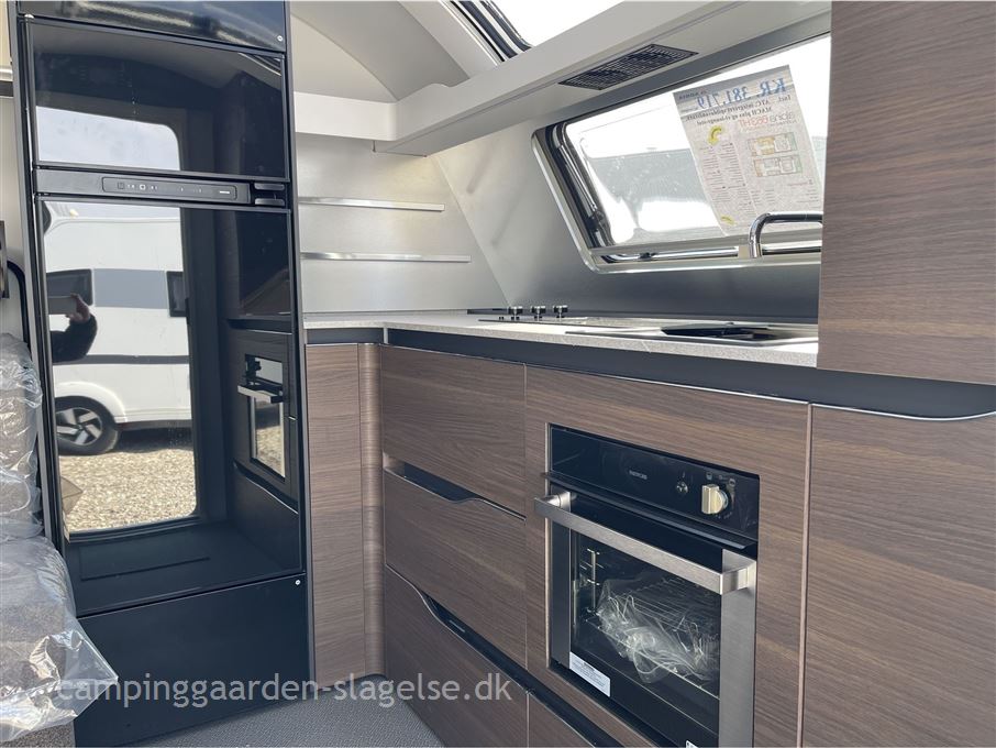 Adria Alpina 663 HT