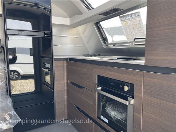 Adria Alpina 663 HT