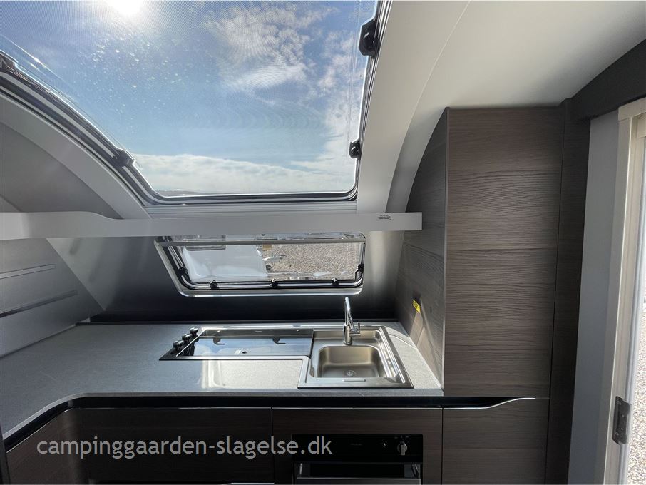 Adria Alpina 663 HT