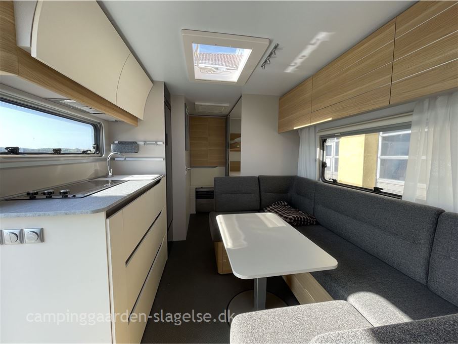Adria Adora 573 PT